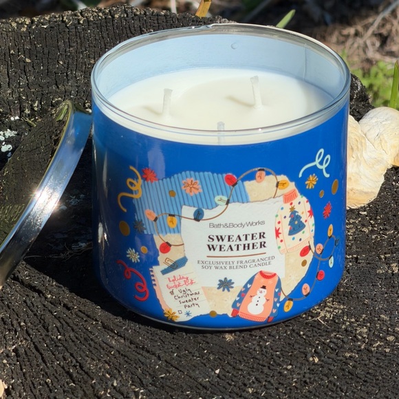 BATH AND BODY WORKS Sweater Weather 3-Wick Candle - Festive Blue - Picture 2 of 15
